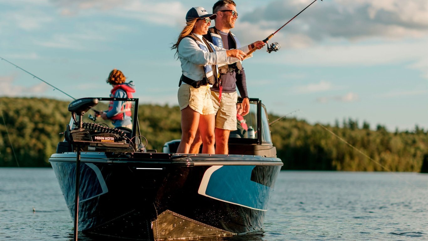 2025 Princecraft Sport 175 Anthracite grey (blue accent)