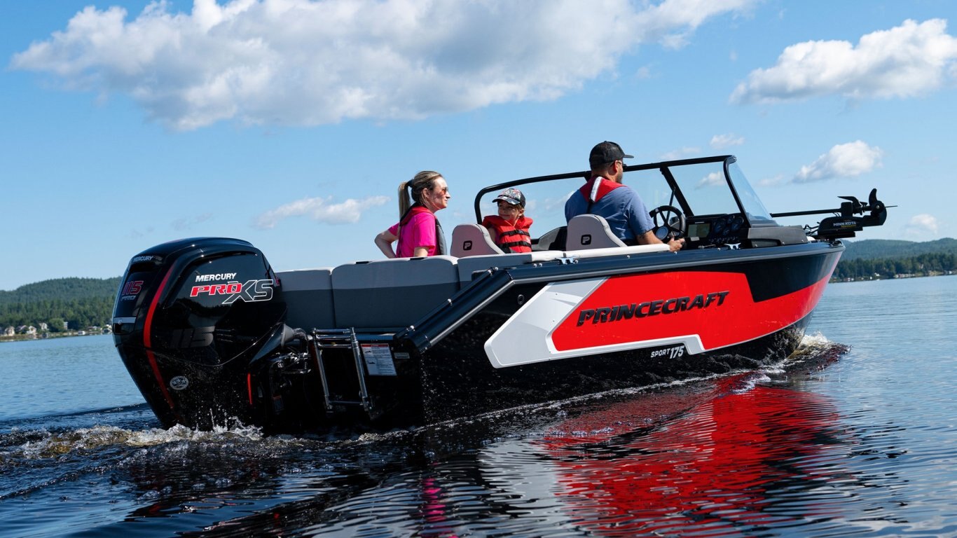 2025 Princecraft Sport 175 Anthracite grey (red accent)