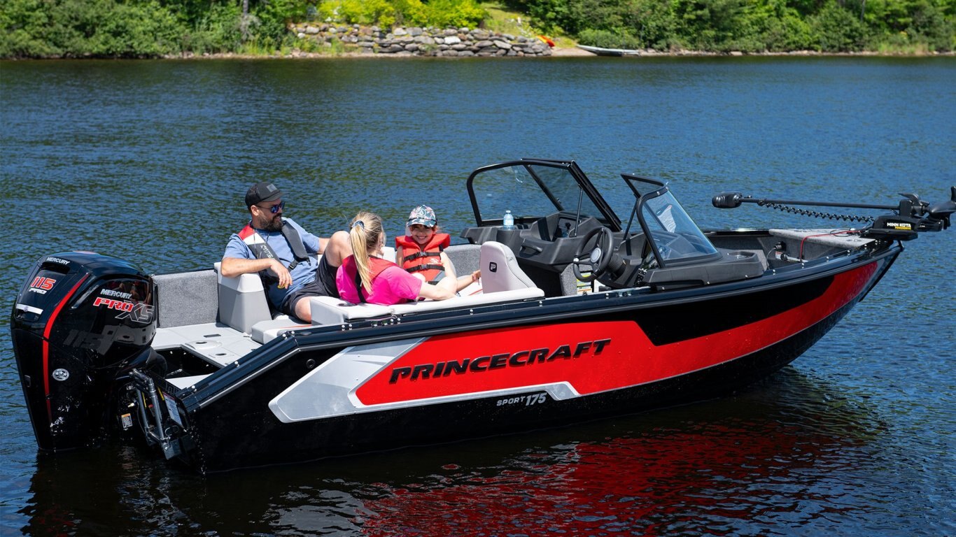 2025 Princecraft Sport 175 Blue (blue accent)