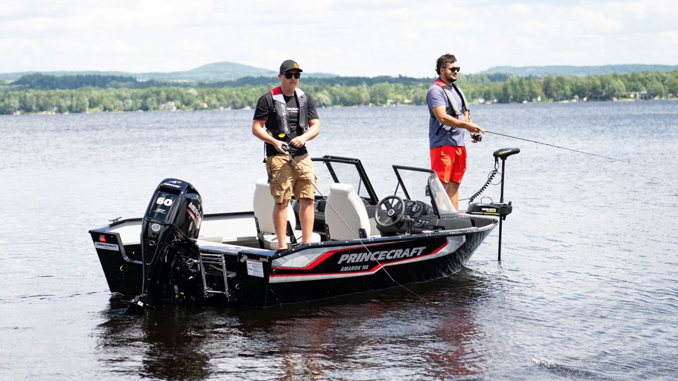 2025 Princecraft Amarok 166 WS superior decal package