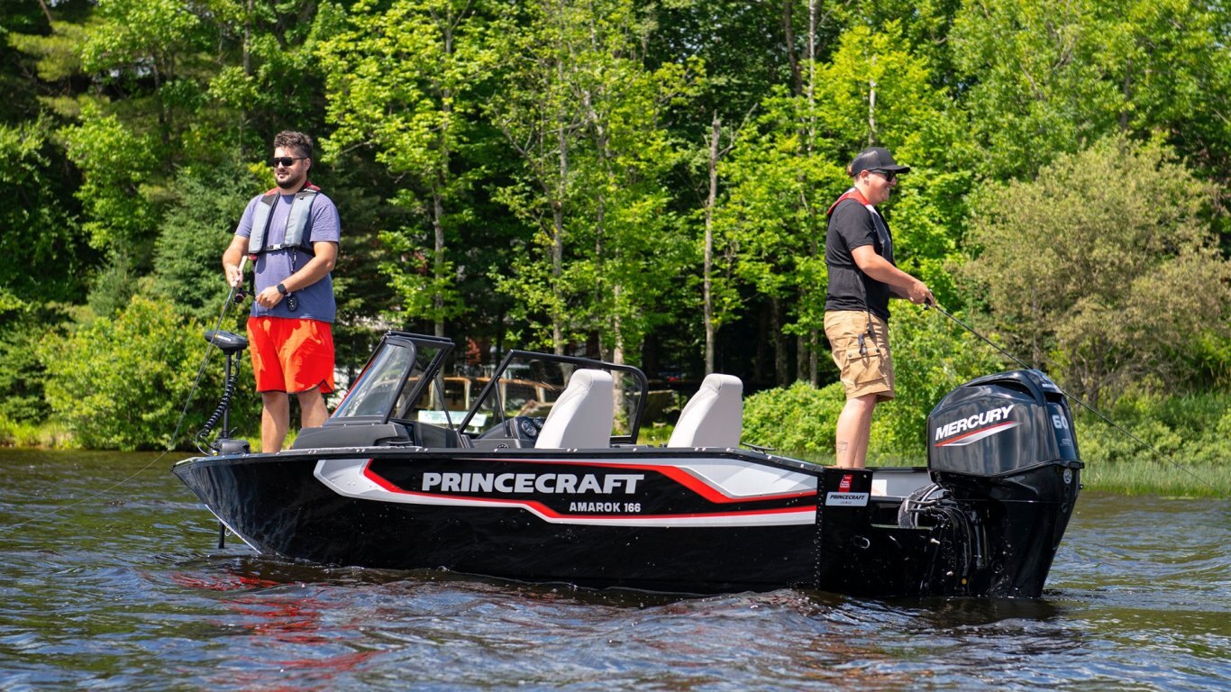 2025 Princecraft Amarok 166 WS superior decal package