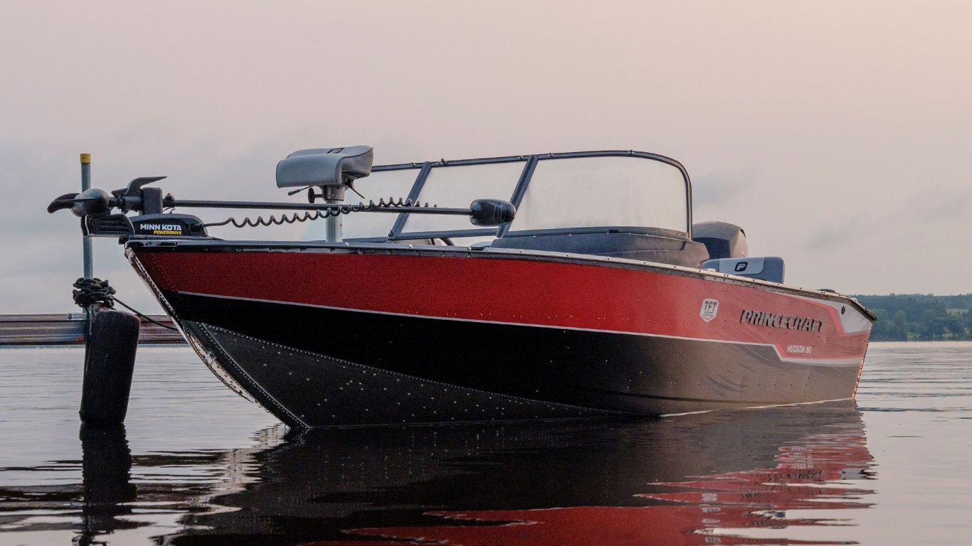 2025 Princecraft Hudson® 190 WS Blue special decal package