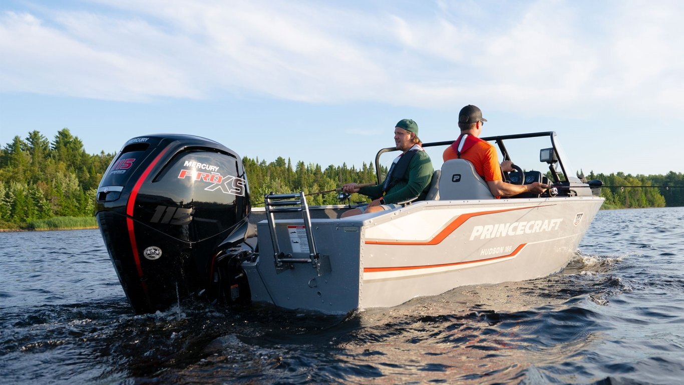 2025 Princecraft Hudson® 166 WS Anthracite grey special decal package