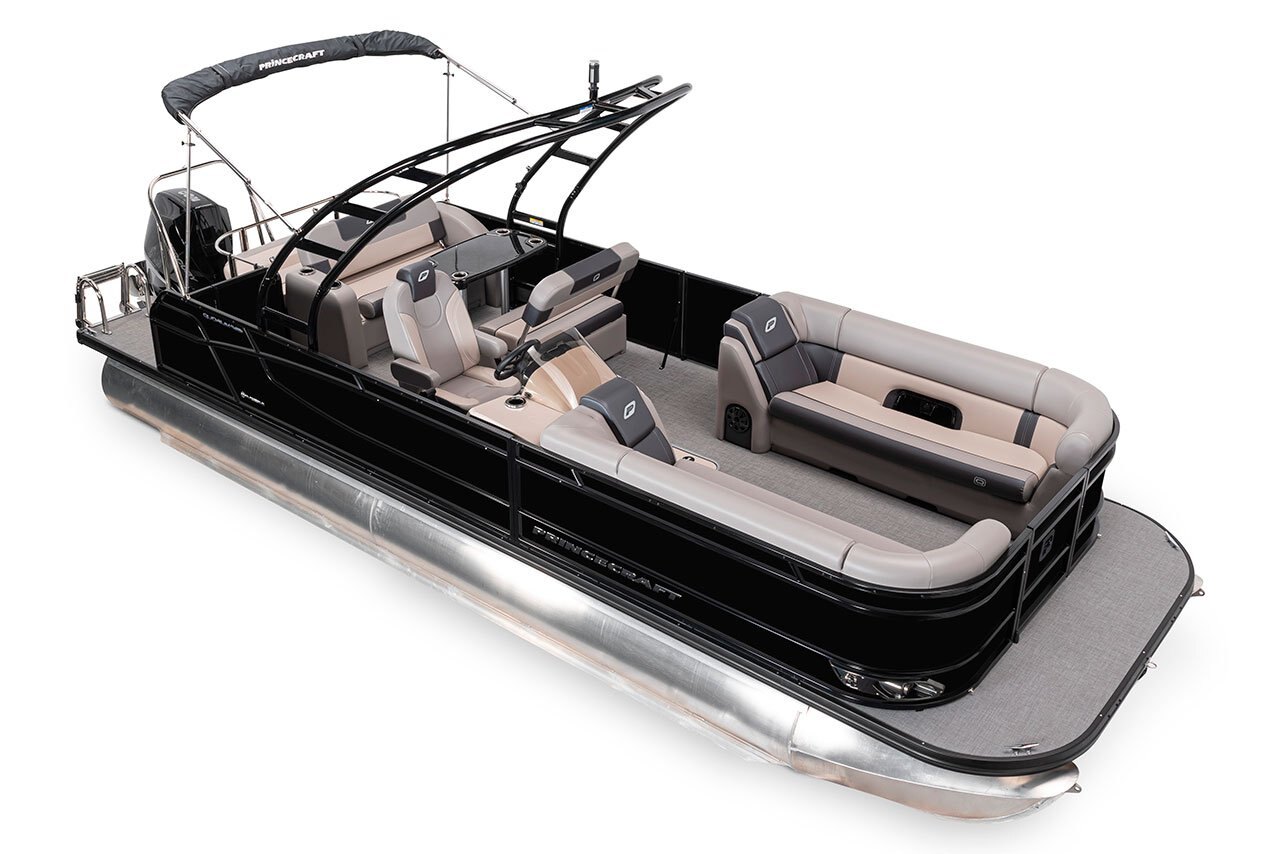 2025 Princecraft Quorum 25 RL Black Elegance Edition (excluding grey metallic accent)