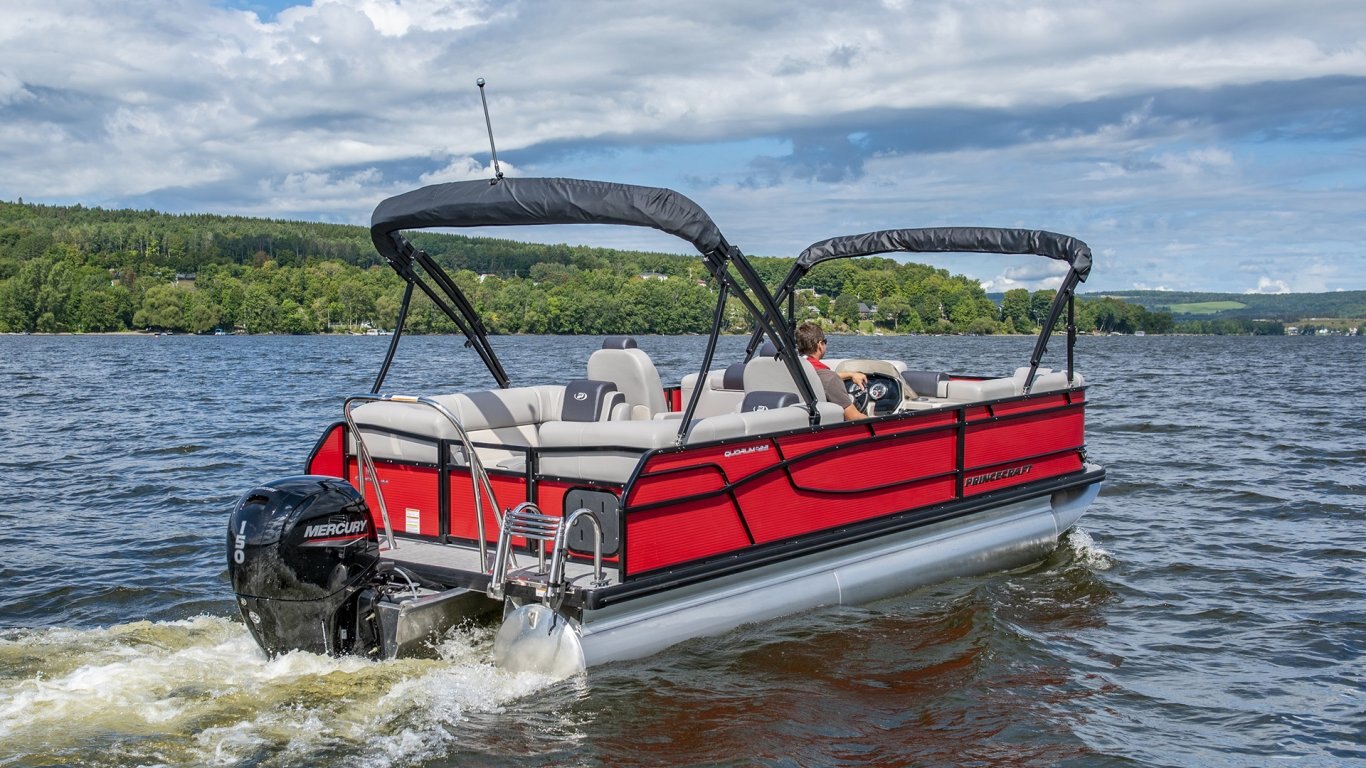 2025 Princecraft Quorum 23 XT Steel grey Elegance Edition (excluding grey metallic accent)