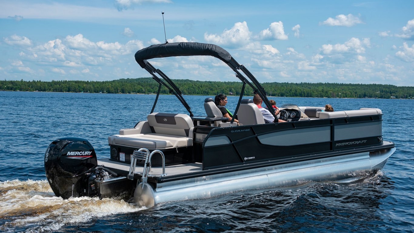 2025 Princecraft Quorum 23 RL Steel grey Elegance Edition (with grey metallic accent)