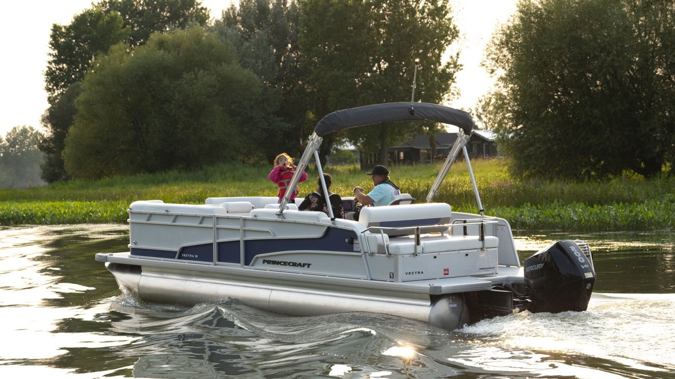 2025 Princecraft Vectra 25 RL Pearl grey Nautical Blue Edition