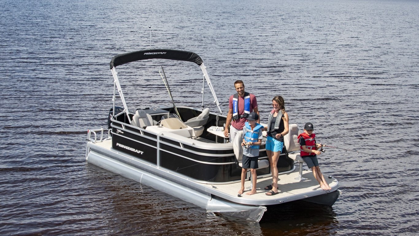 2025 Princecraft Jazz 19 4S Black Without edition