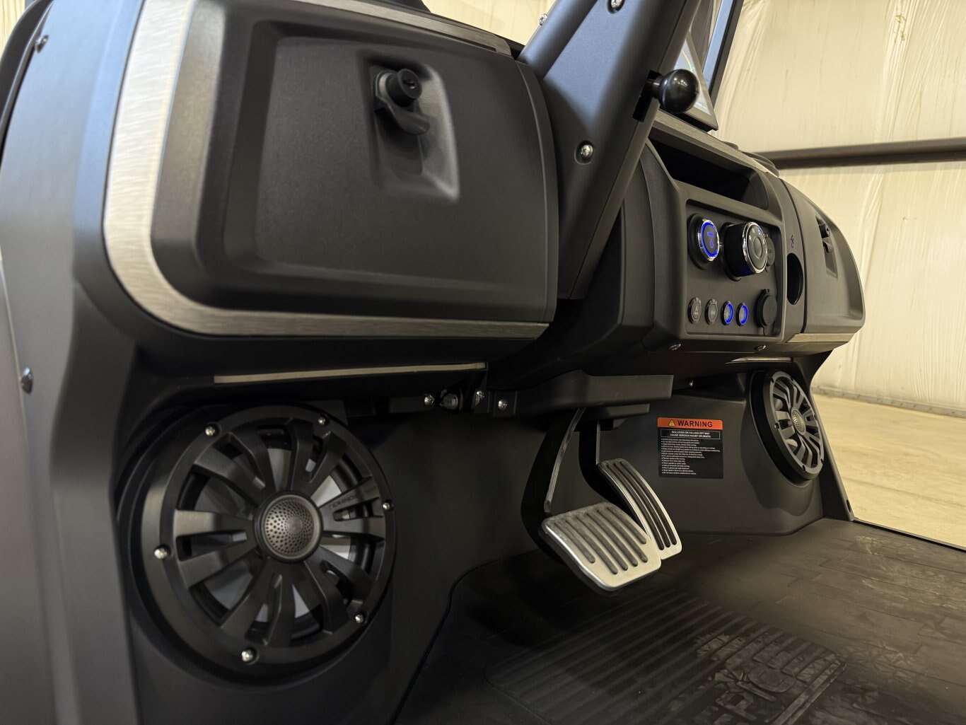 EPIC FX 40 ONLY $185 B/W