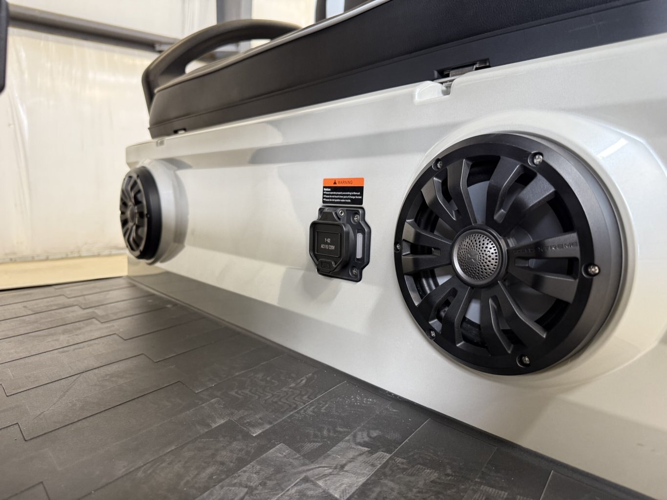 EPIC FX 40 ONLY $185 B/W