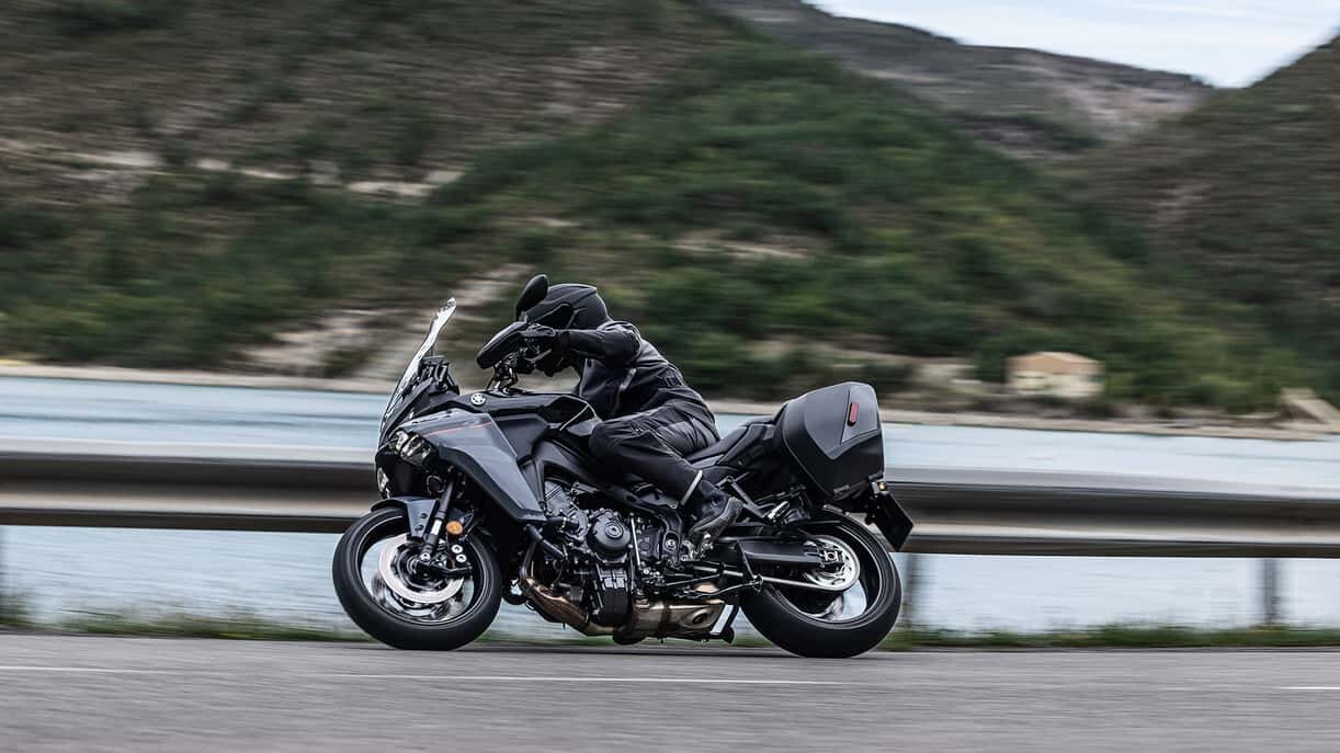 2025 Yamaha Tracer 9 GT RAVEN