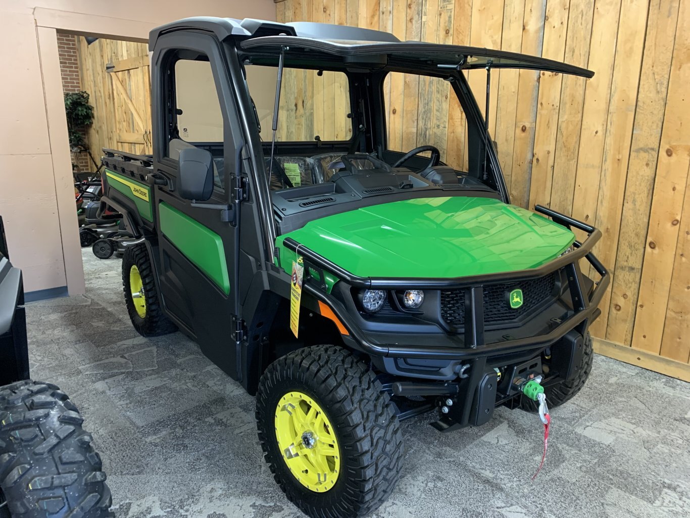 2024 John Deere XUV845M HVAC Cab