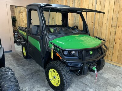 2024 John Deere XUV845M HVAC Cab
