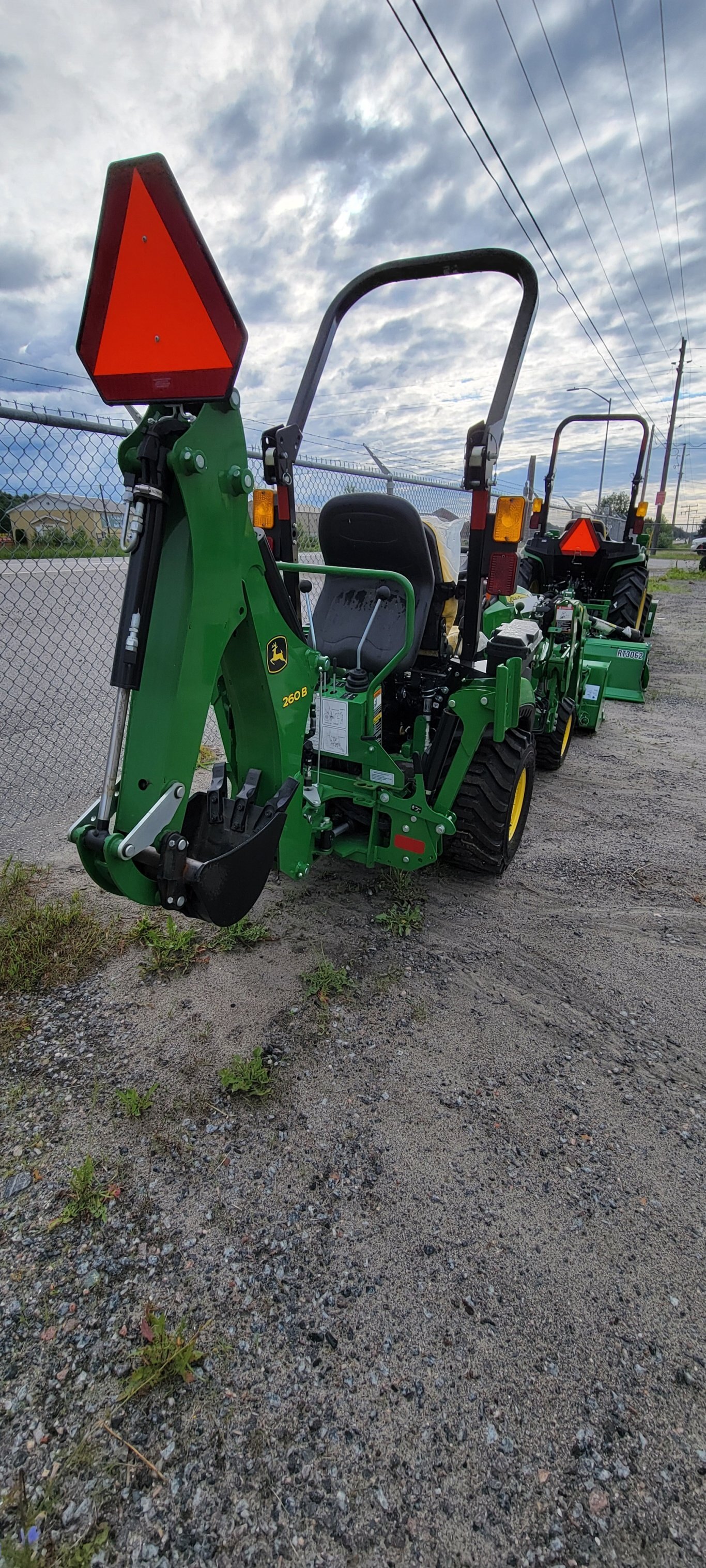 John Deere 1025R