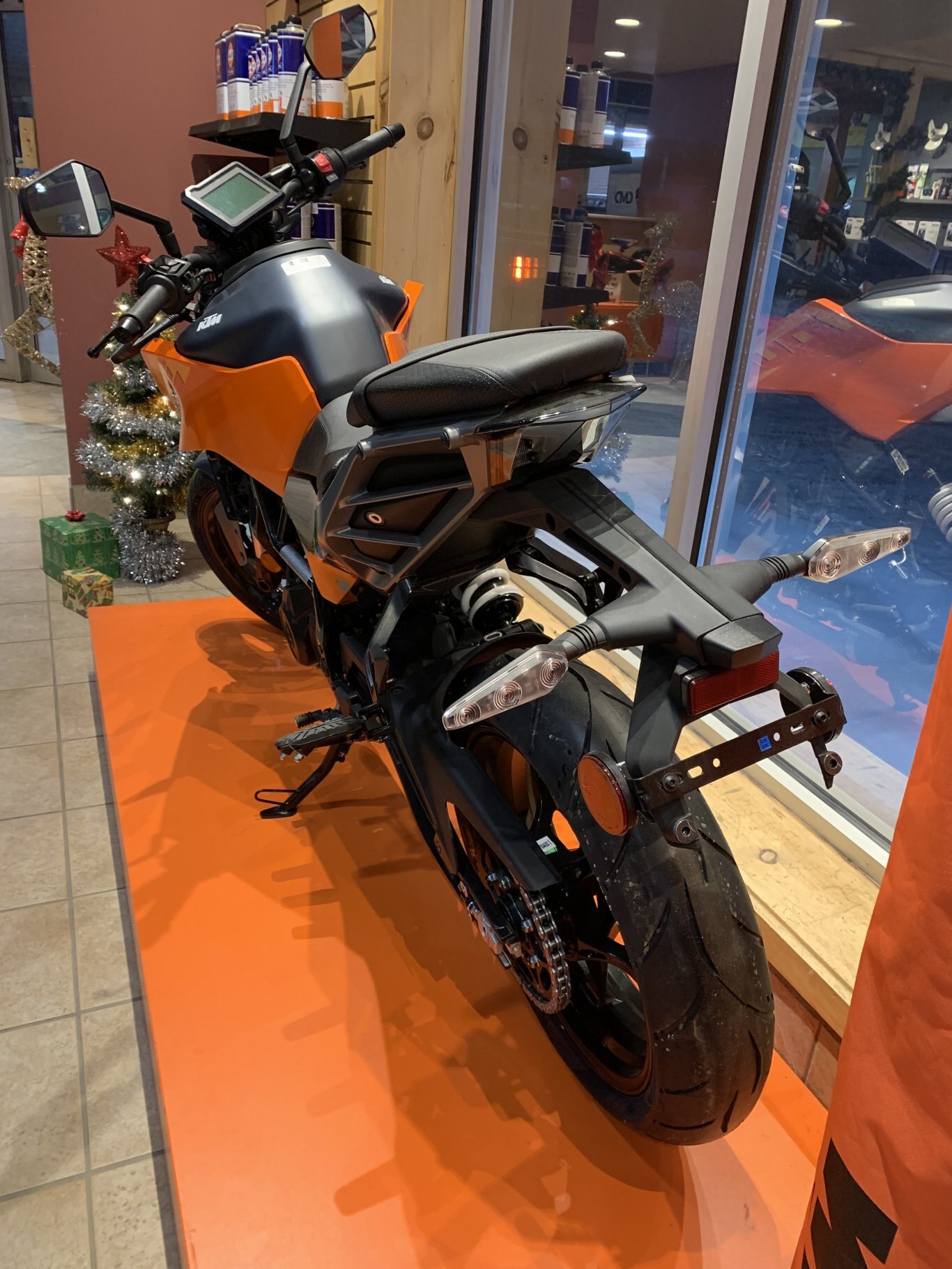 2025 KTM 250 Duke