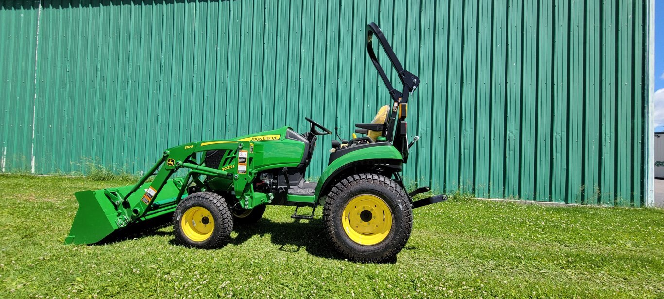 2024 John Deere 1025R