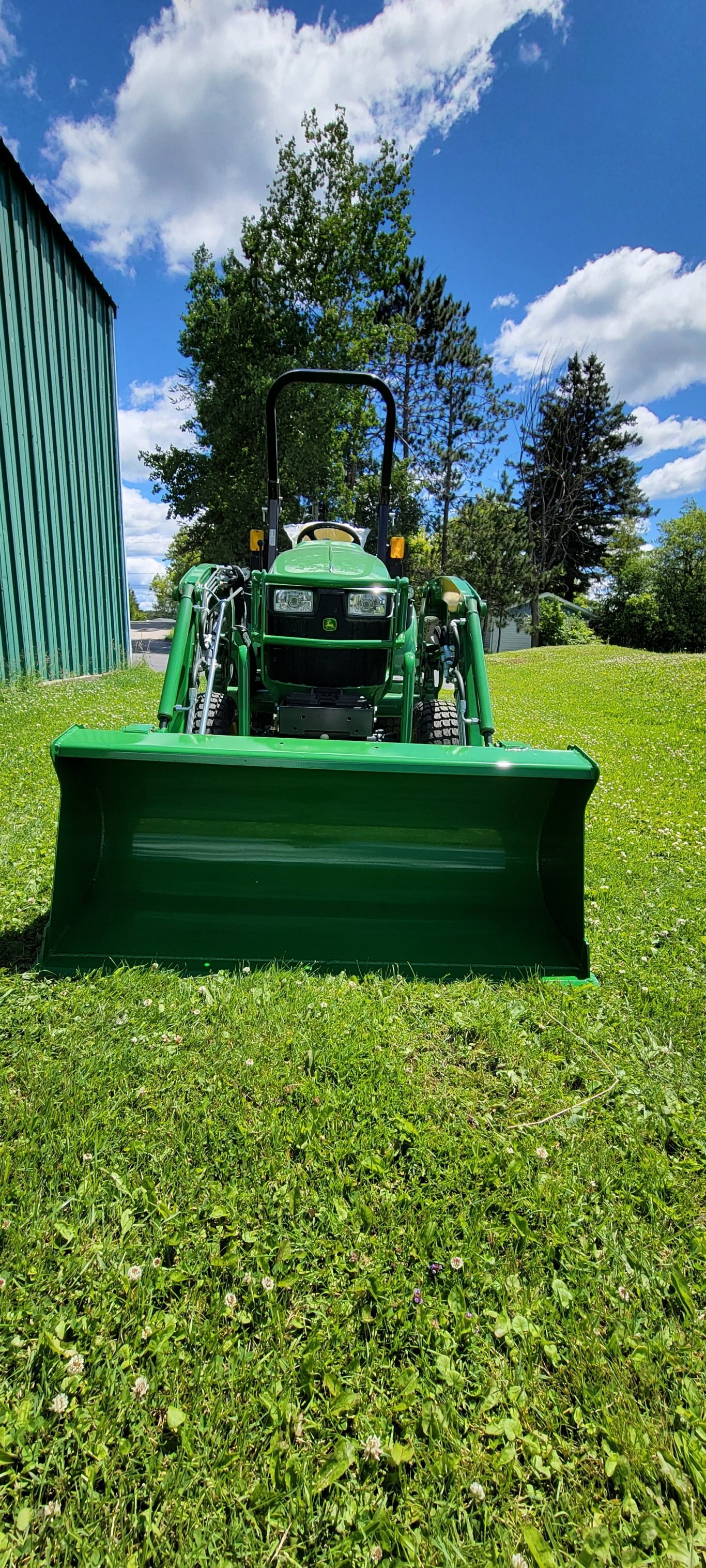 2024 John Deere 1025R