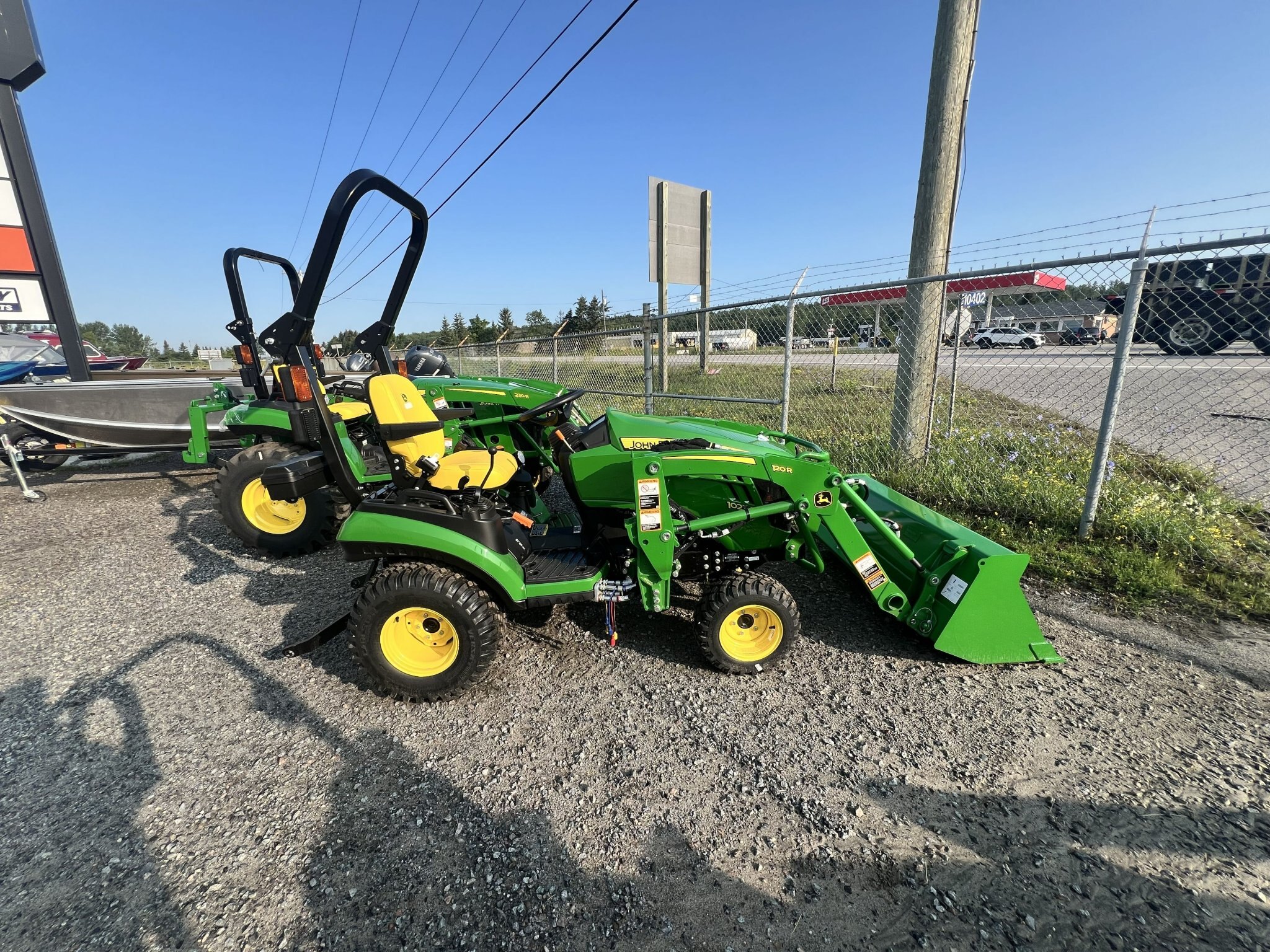 John Deere 1025R
