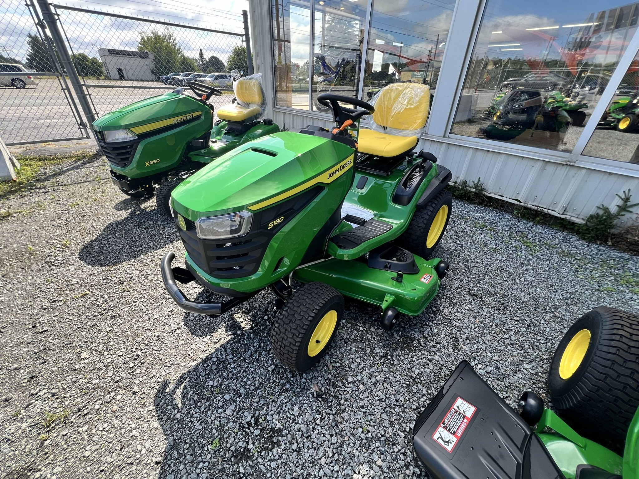 John Deere 100 Series S180