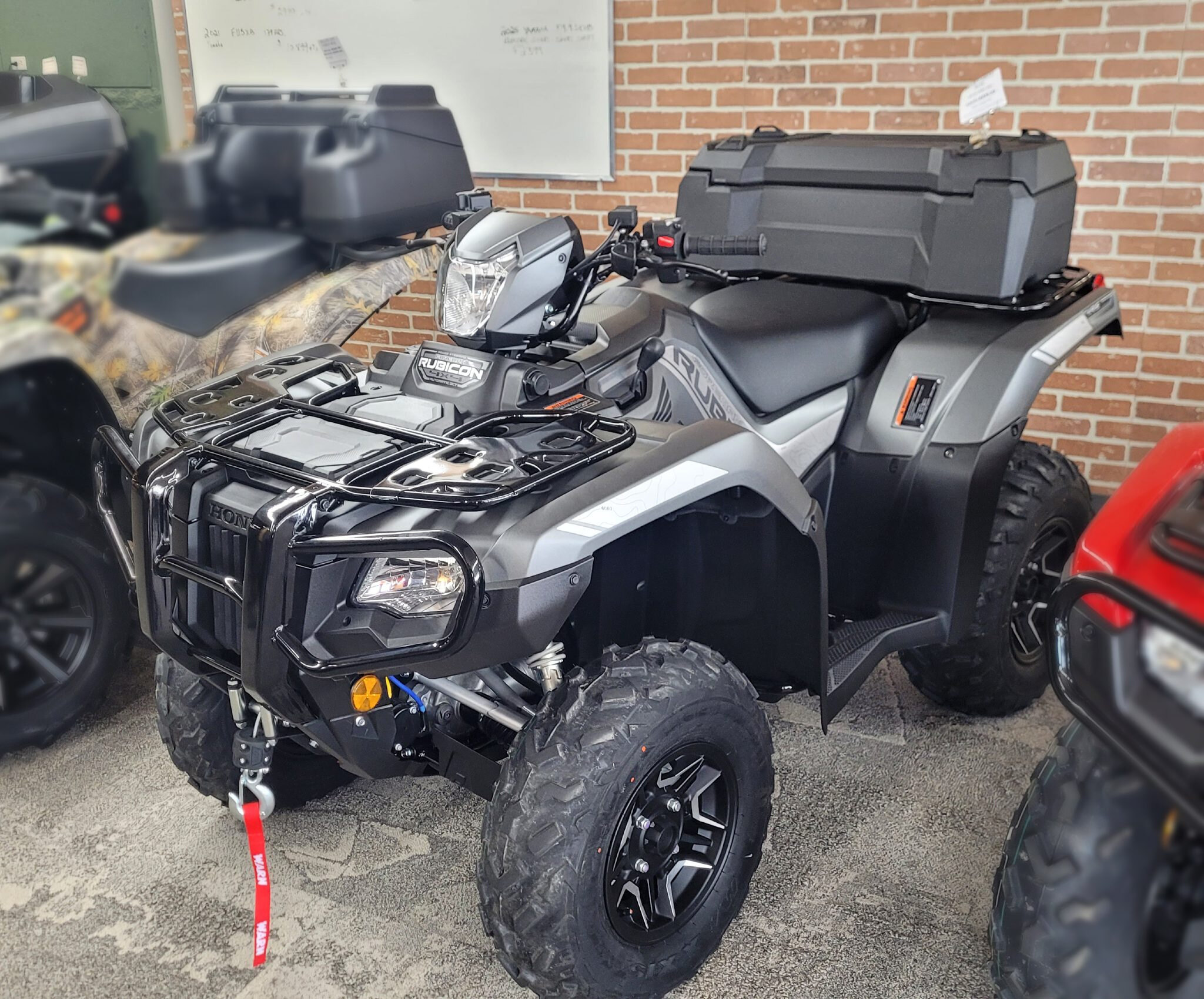 2027 Honda Rubicon 520 DCT IRS EPS Deluxe