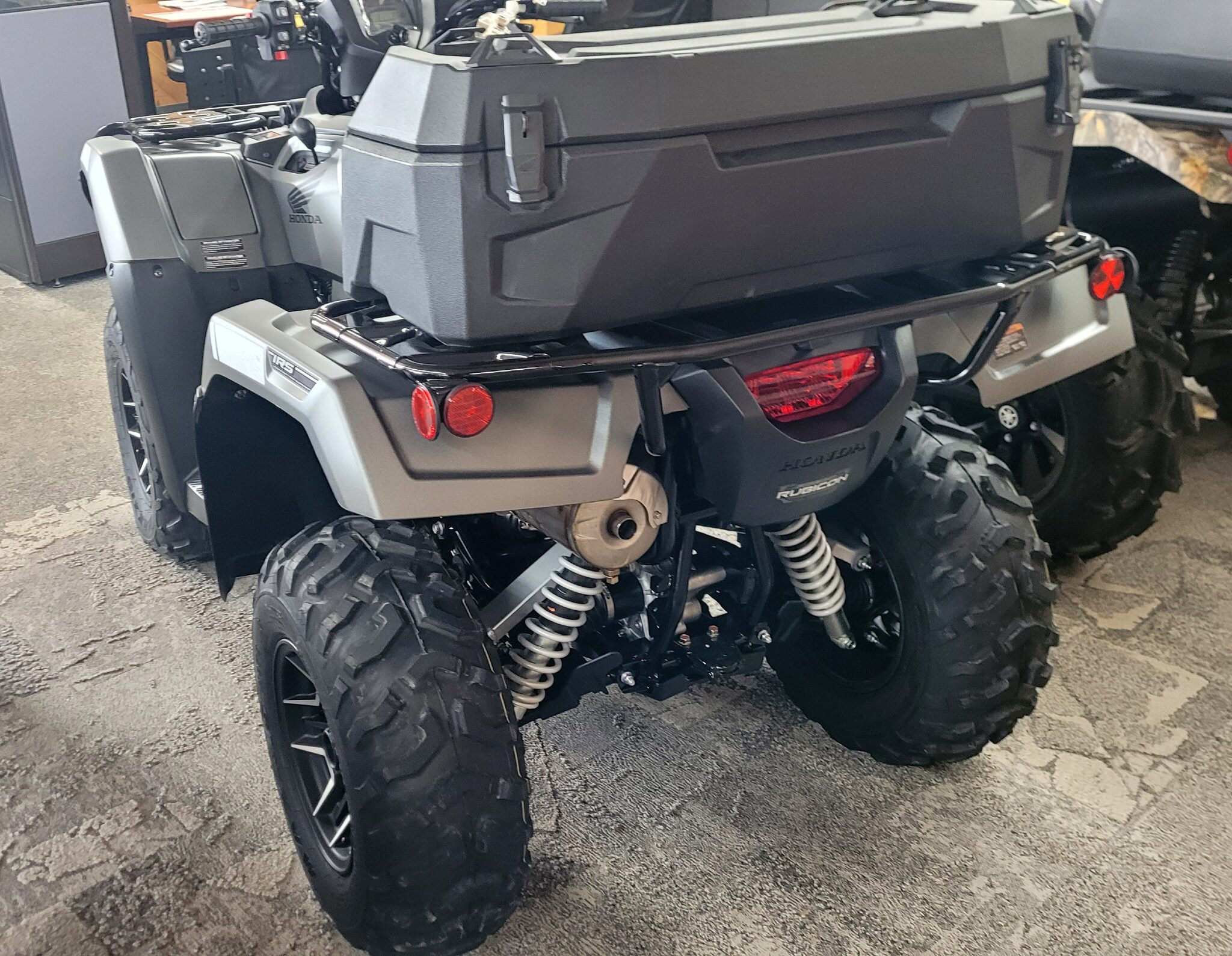 2027 Honda Rubicon 520 DCT IRS EPS Deluxe