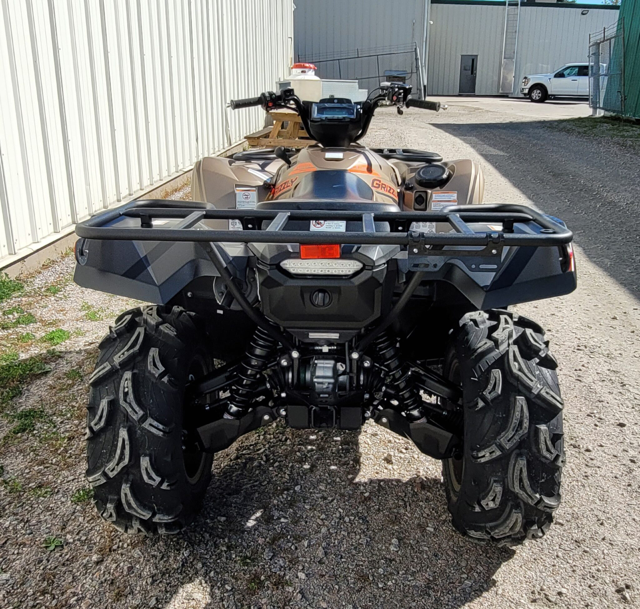 2027 Yamaha Grizzly EPS XT R Titanium Bronze/Tactical Black