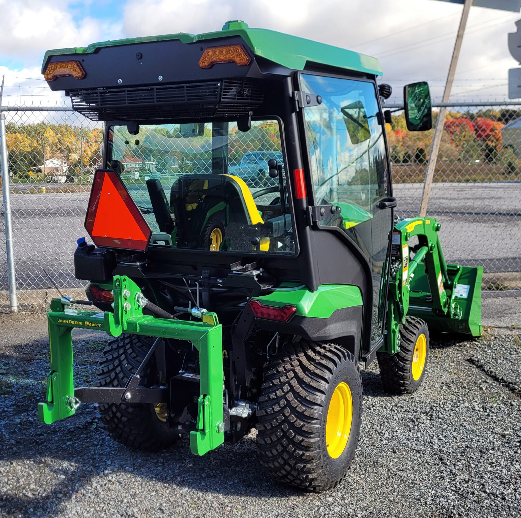 John Deere 1M 25