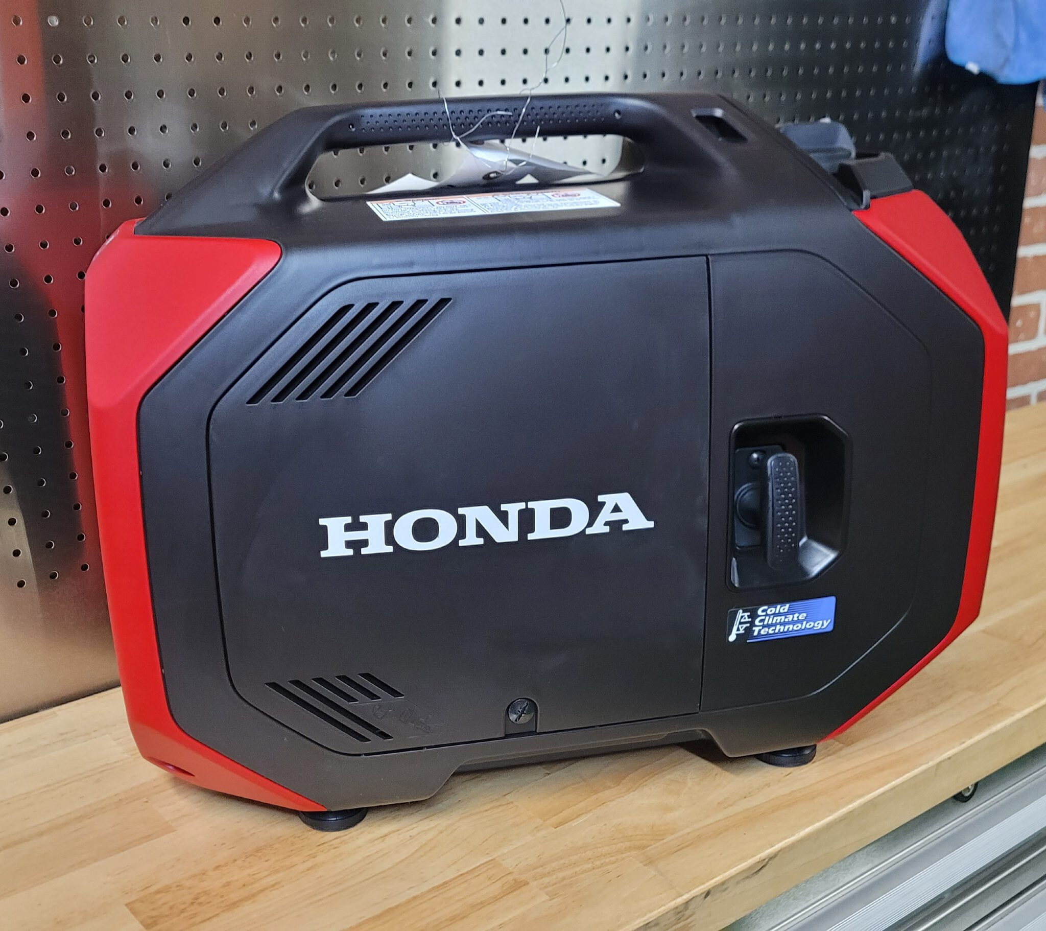 Honda Ultra Quiet 3200i EU3200iC