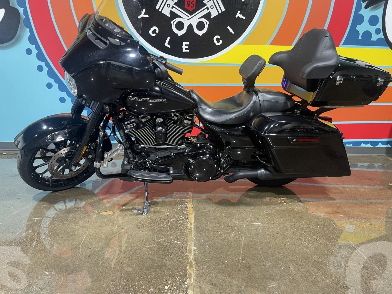 2018 Harley Davidson Street Glide Special