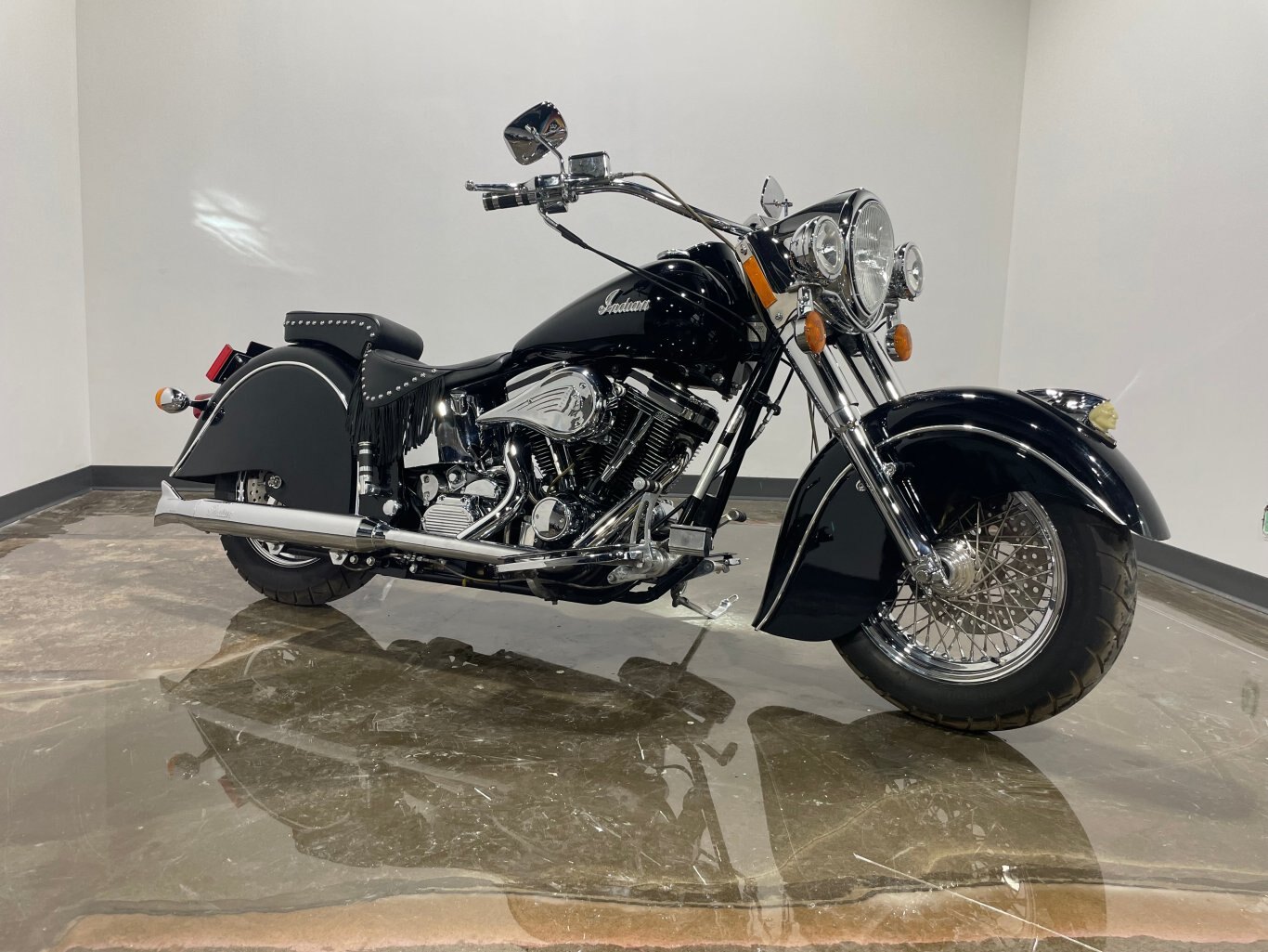 COLLECTORS ALERT 1999 Indian Chief #517 of 1100