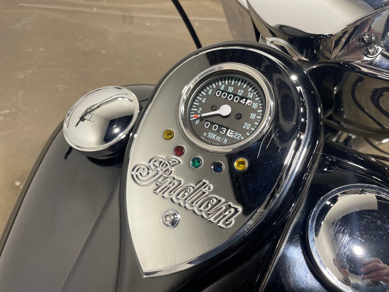 COLLECTORS ALERT 1999 Indian Chief #517 of 1100