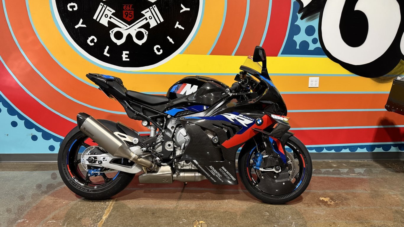 2023 BMW M1000RR M package competition