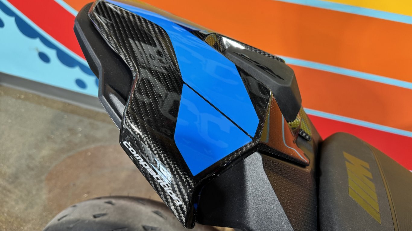 2023 BMW M1000RR M package competition