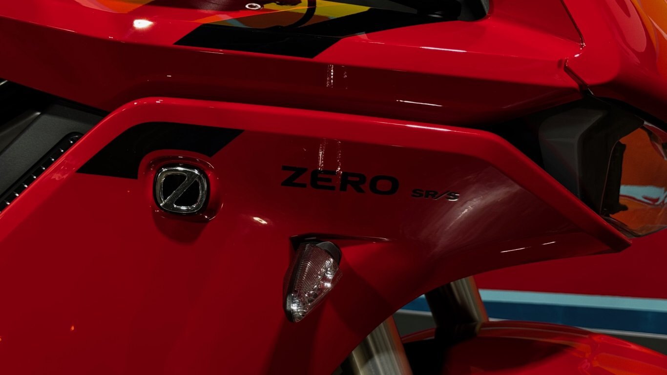 2025 Zero Motorcycles SR/S