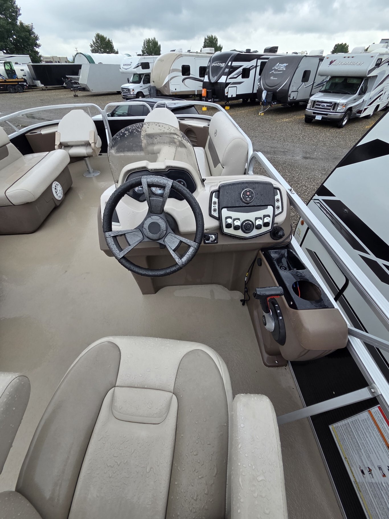 2018 Pinecraft Sportfisher 21