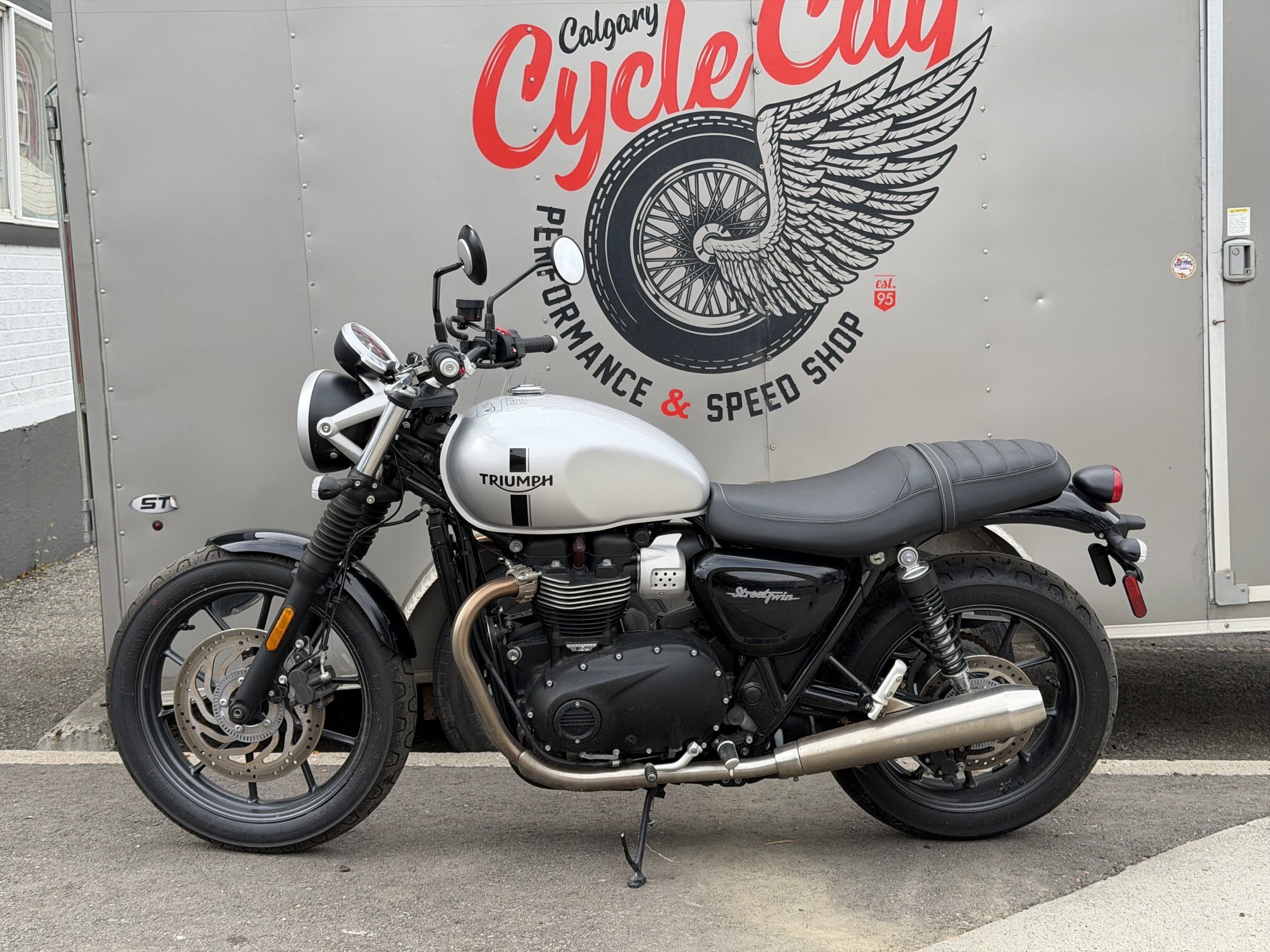 2018 TRIUMPH STREET TWIN 900 ABS