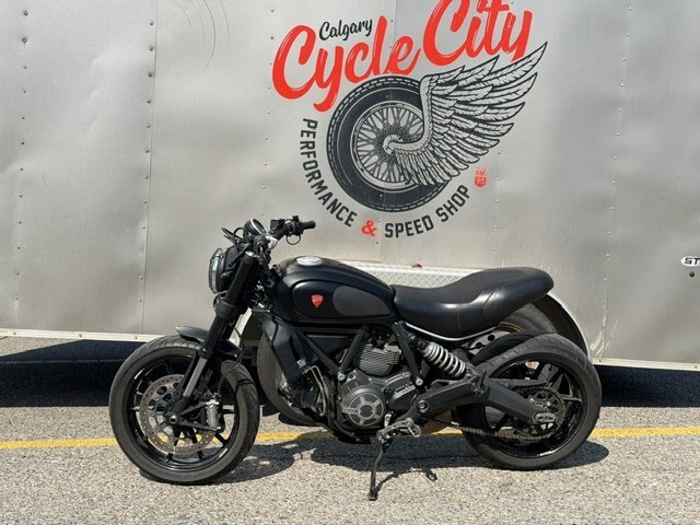 2015 Ducati Scrambler 800