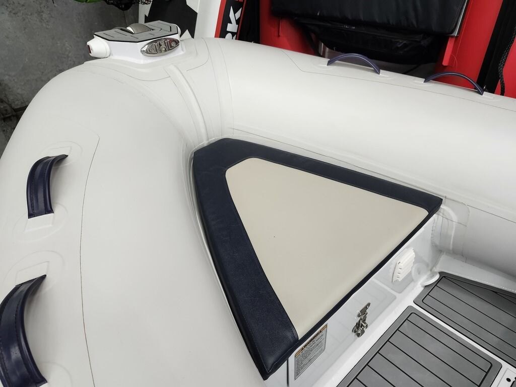 2025 Great Lakes Inflatable Boats GL420DL