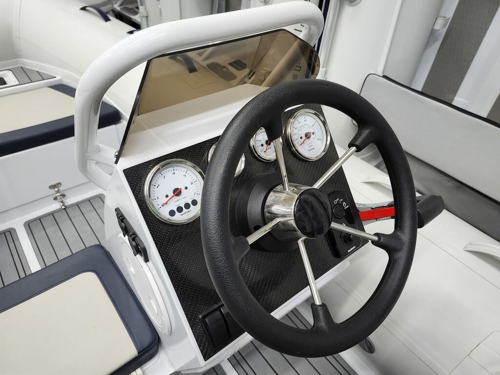 2025 Great Lakes Inflatable Boats GL390DL