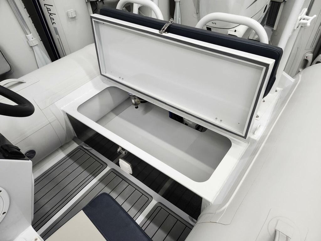 2025 Great Lakes Inflatable Boats GL390DL