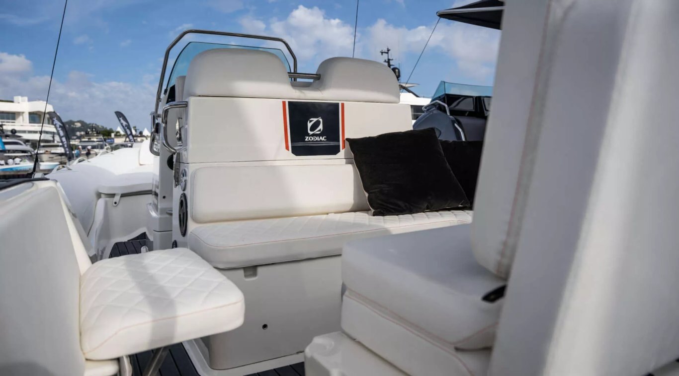 2025 Zodiac Medline 7.5 GT