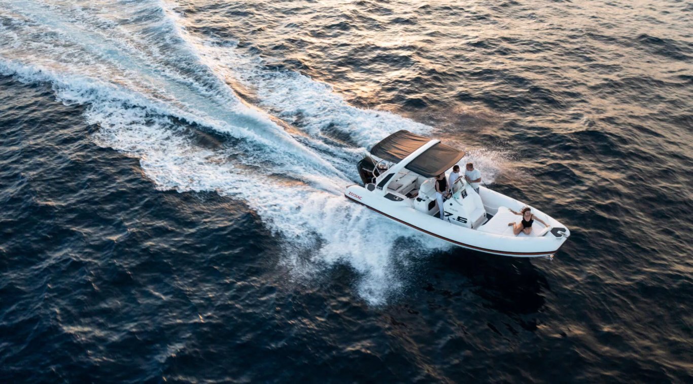 2025 Zodiac Medline 7.5 GT