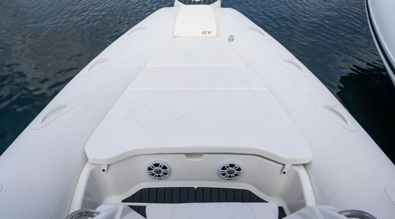 2025 Zodiac Medline 7.5 GT