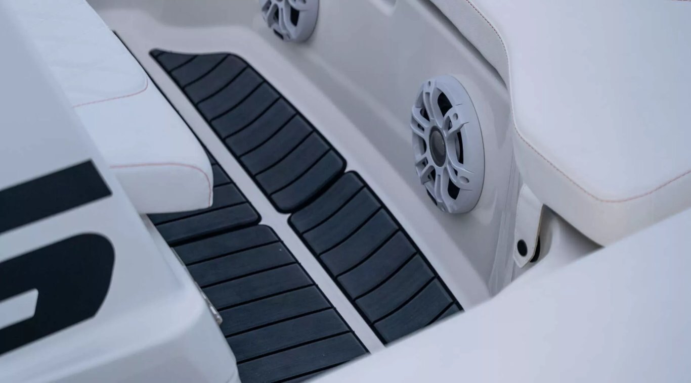 2025 Zodiac Medline 7.5 GT