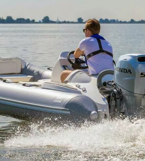 2025 Zodiac YACHTLINE 400