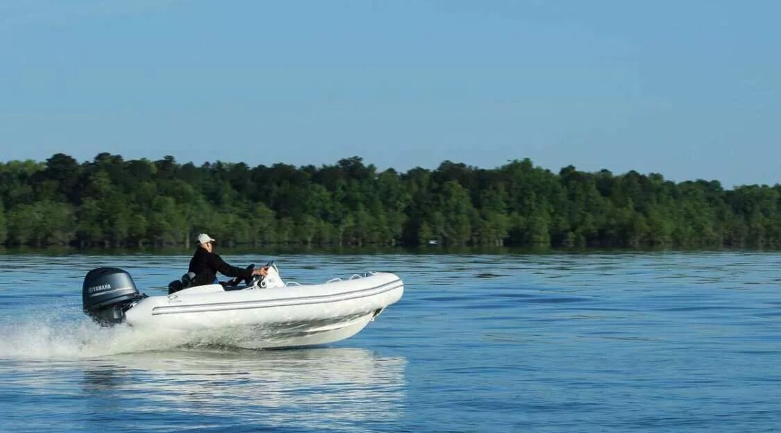 2025 Zodiac YACHTLINE 440