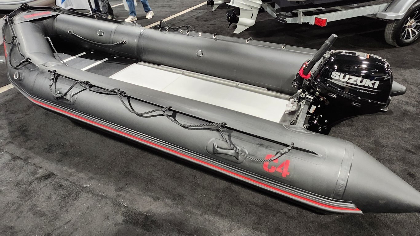 Bombard Commando C4 Black