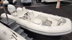 2026 Zodiac YACHTLINE 490