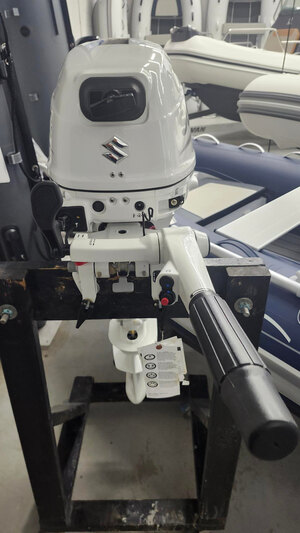 Suzuki DF15ASW