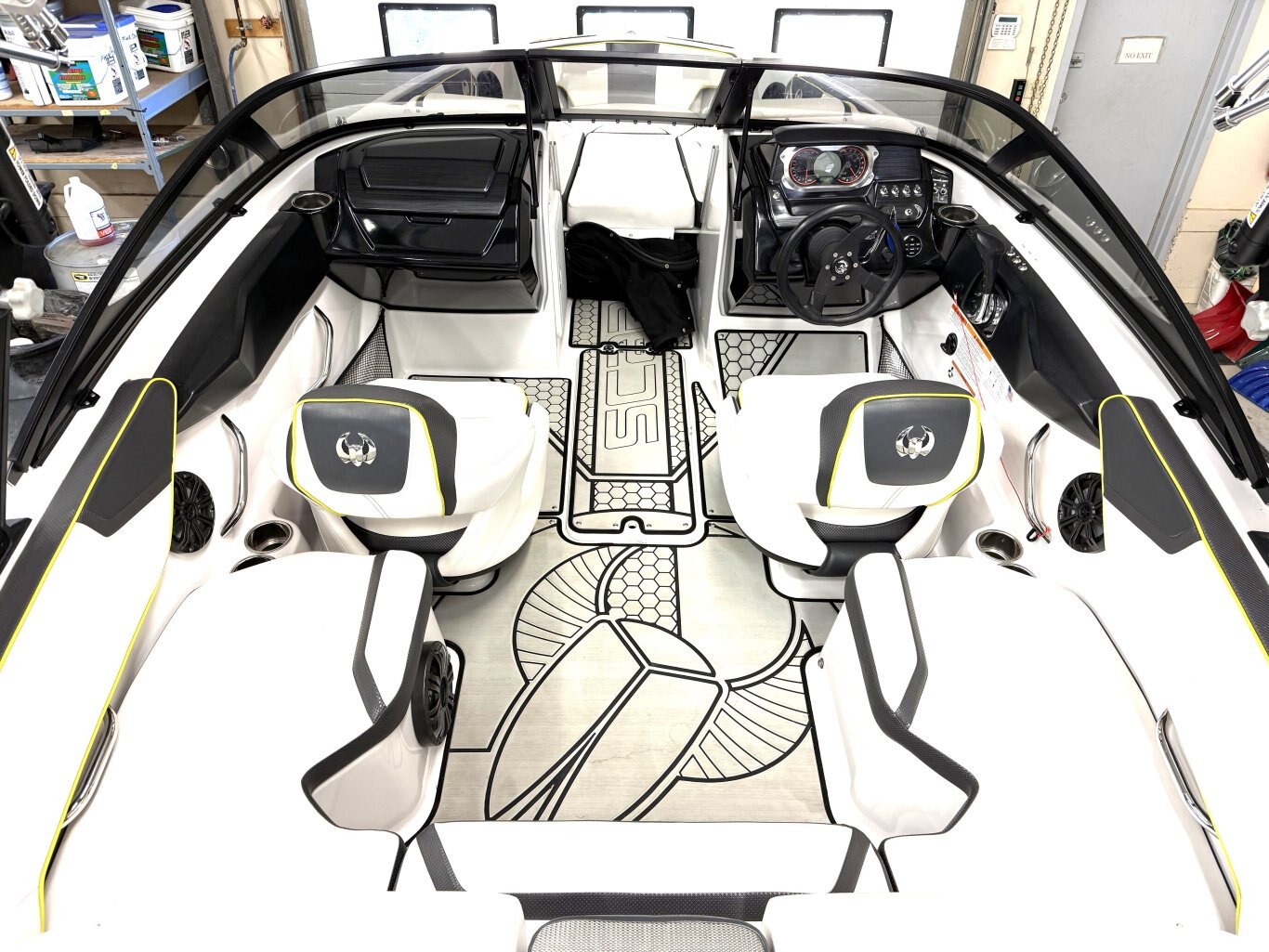 2019 Scarab 195 ID Wake Edition